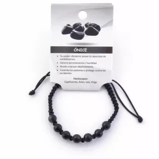Pulsera de Ónice Negro: Descubre sus Características, Conexión con los Chakras y Relación con el Horóscopo