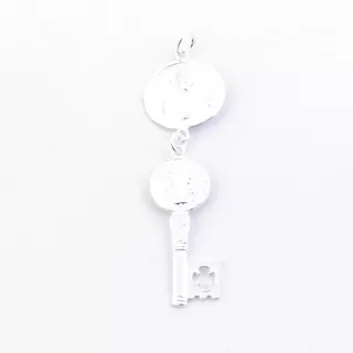 Colgante de Doble Protección: Llave de San Benito y San Judas Tadeo