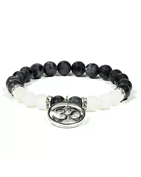 Pulsera de Labradorita y Ágata Blanca con Om: Usos, Beneficios y Chakras
