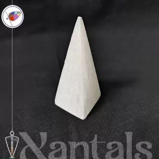 Pirámide de Selenita: Usos, Beneficios y Productos Disponibles