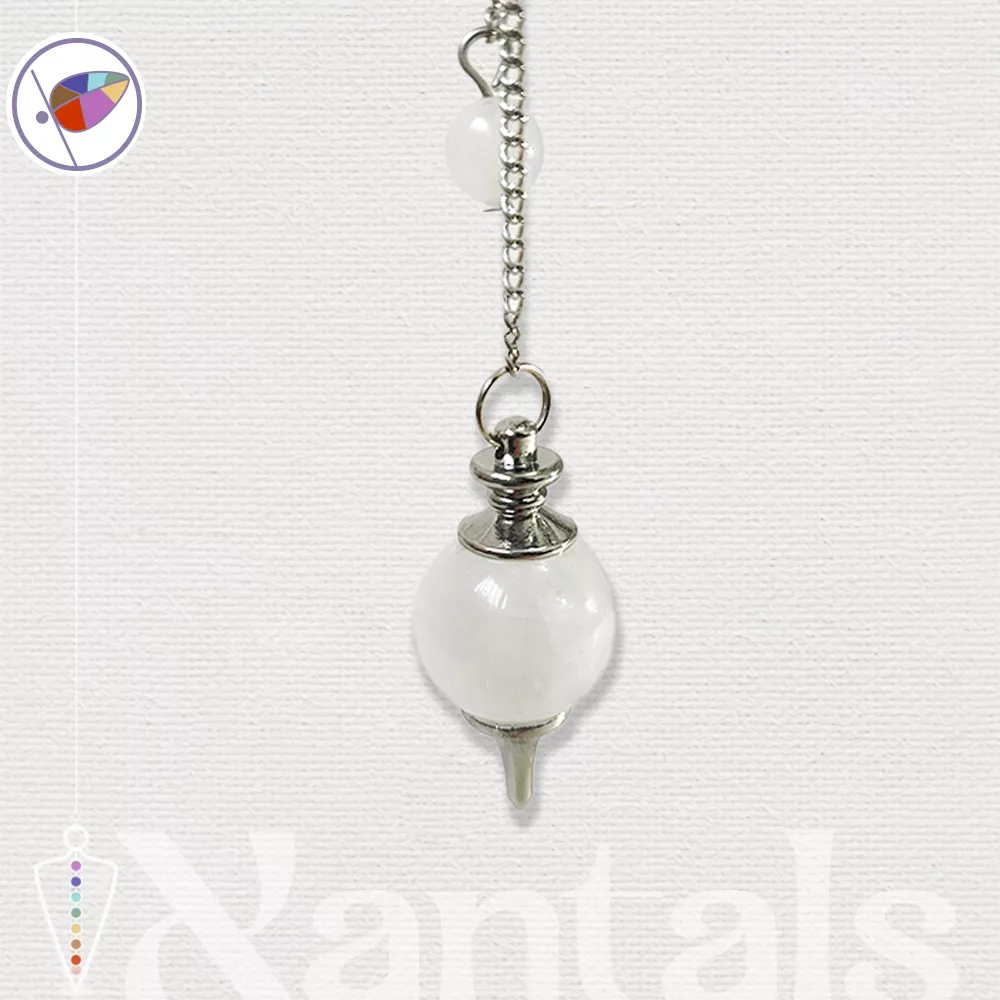 Péndulo de Cuarzo Blanco: Usos, Conexión con los Chakras y Limpieza