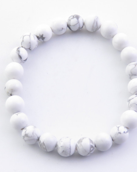 Pulsera de Howlite: Transforma tu Energía con Chakras y Horóscopos