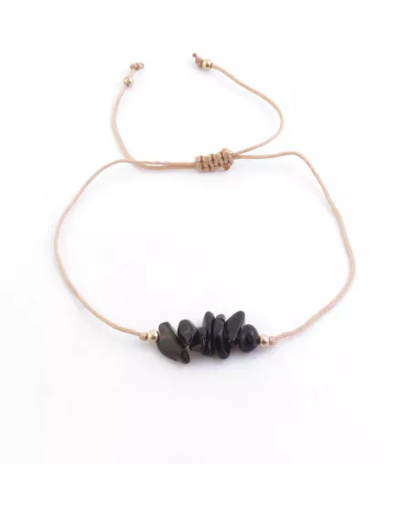 Pulsera de Ónice Negro: Características, Conexión con los Chakras y Relación con el Horóscopo