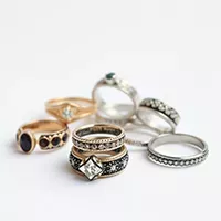 Anillos